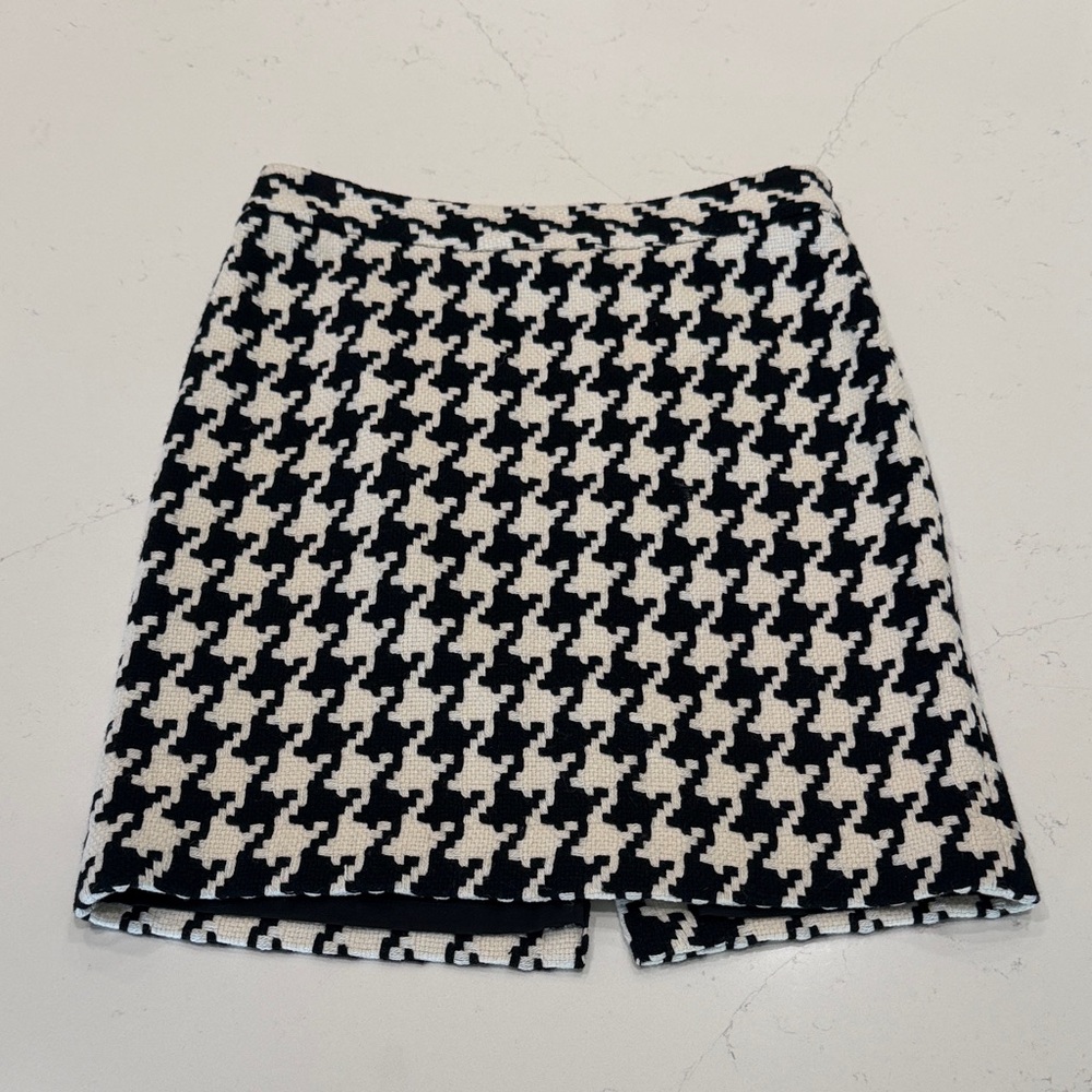 White House Black Market Houndstooth Pencil Skirt